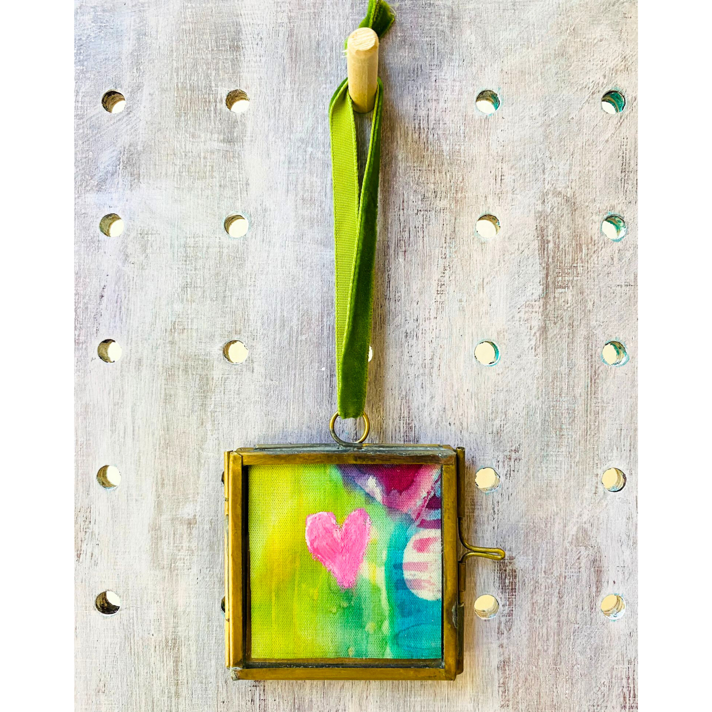 Hanging Heart Mini Frame - Pink Heart with Stripes and Green